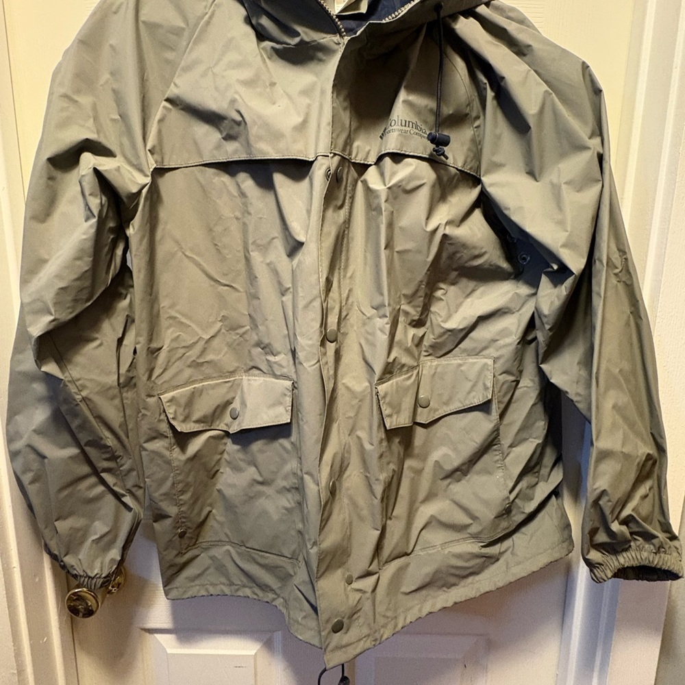 Columbia Men's Rain Jacket Gray Lightweight Hooded Outdoor‎ Shell Large